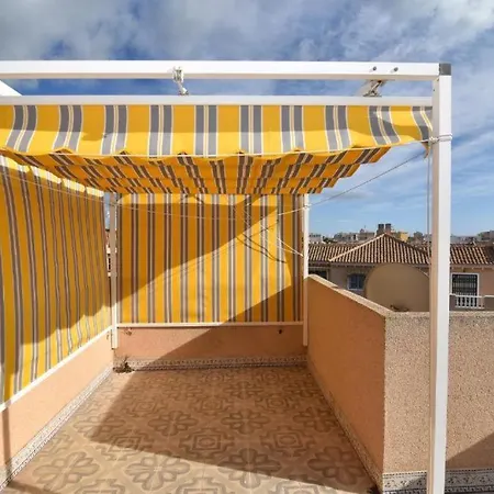 Apartment Trebol - 2 Bed Apt - With Private Roof Terrace