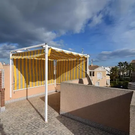 Trebol - 2 Bed Apt - With Private Roof Terrace Apartment