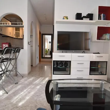 Trebol - 2 Bed Apt - With Private Roof Terrace Apartment